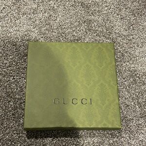 Gucci Beige and Gray & pink head scarf
